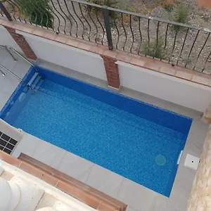 https://casa-de-teones.es-andalucia.com